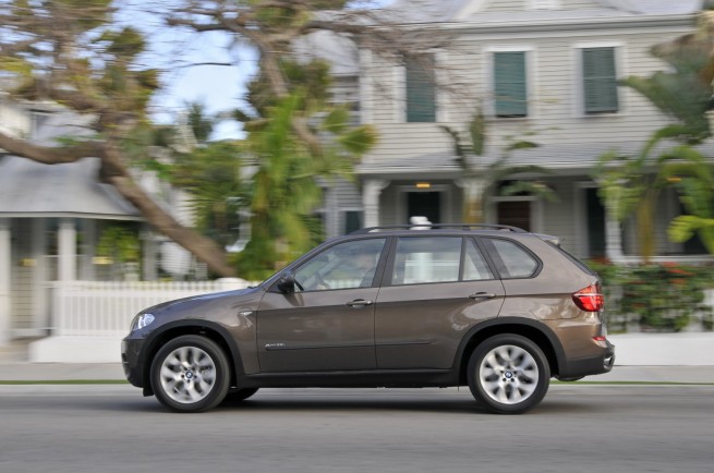 bmw_X5xDrive35i-83