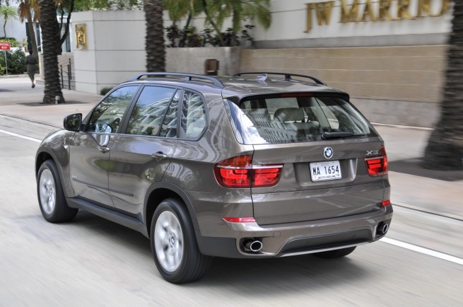 bmw_X5xDrive35i-9