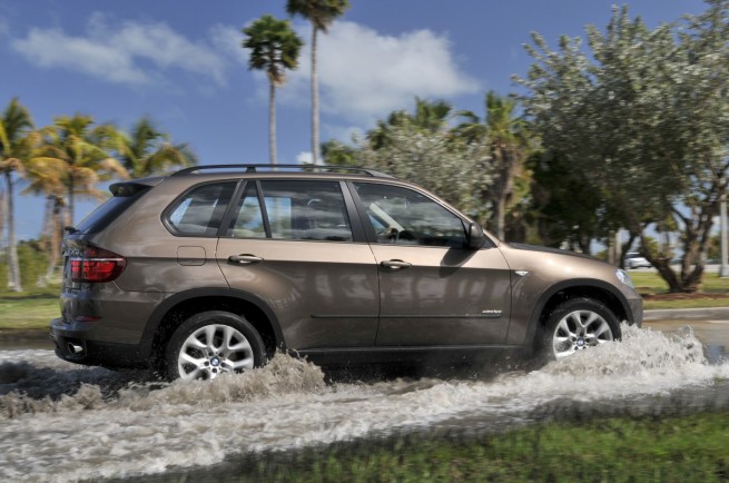 bmw_X5xDrive35i-91