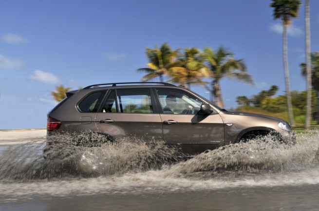bmw_X5xDrive35i-93
