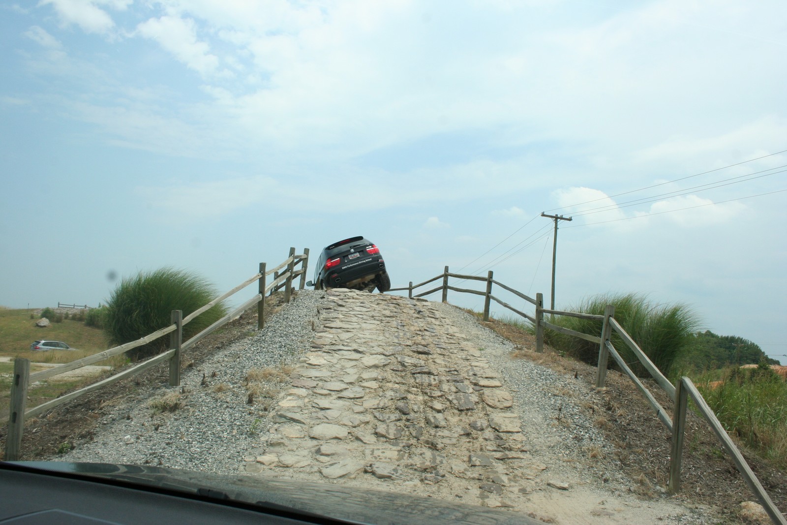 bmw_x5_offroad_26.jpg