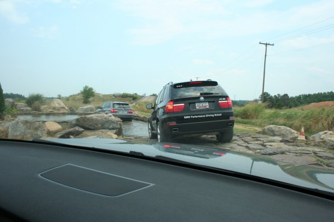 bmw_x5_offroad_33