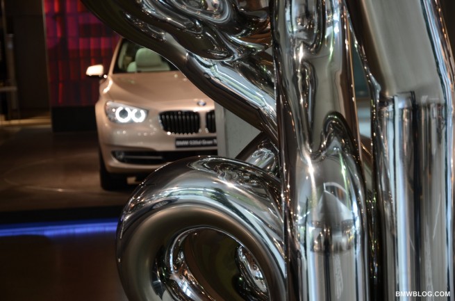 bmwblog-bmw-1m-welt-02
