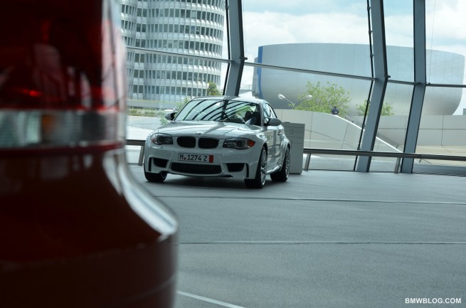 bmwblog-bmw-1m-welt-07