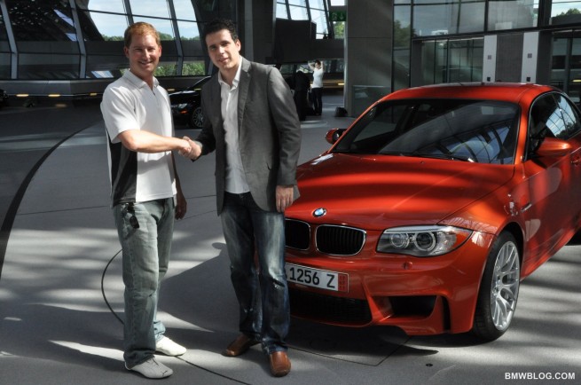 bmwblog-bmw-1m-welt-22