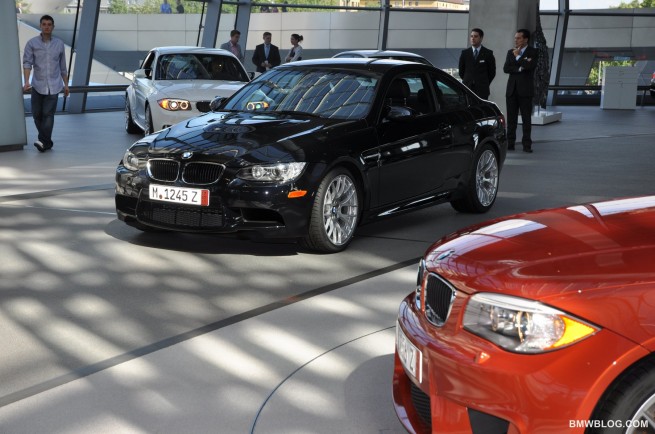bmwblog-bmw-1m-welt-24
