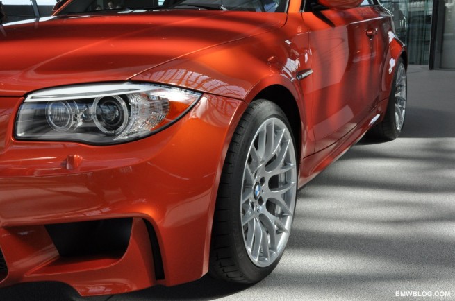 bmwblog-bmw-1m-welt-32