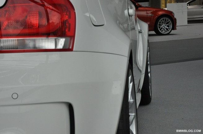bmwblog-bmw-1m-welt-49