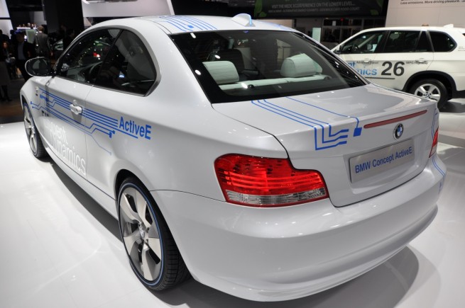 detroit-auto-show--2010-37