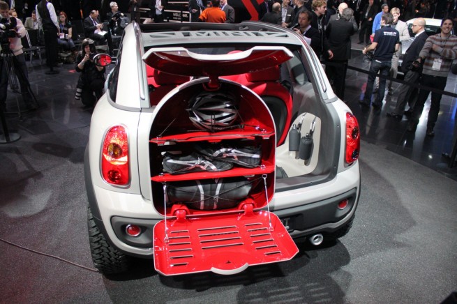 detroit-auto-show-bmw-activeE-167