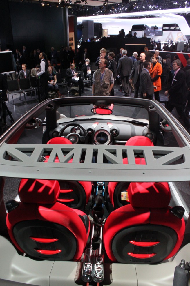detroit-auto-show-bmw-activeE-172