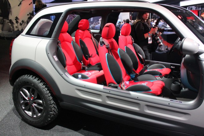 detroit-auto-show-bmw-activeE-176