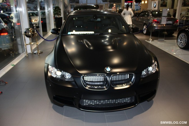frozen-black-bmw-m3--01