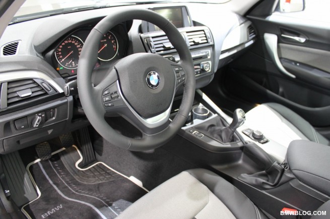 iaa-2011-2012-bmw-1-series-25