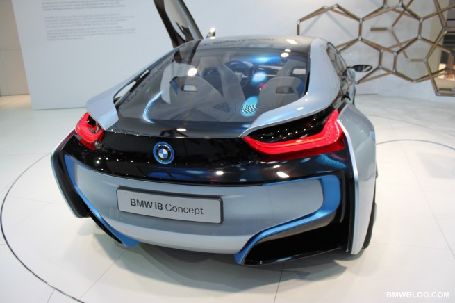 iaa-2011-bmw-i8-24