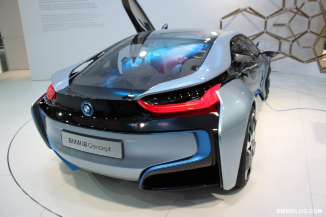 iaa-2011-bmw-i8-25