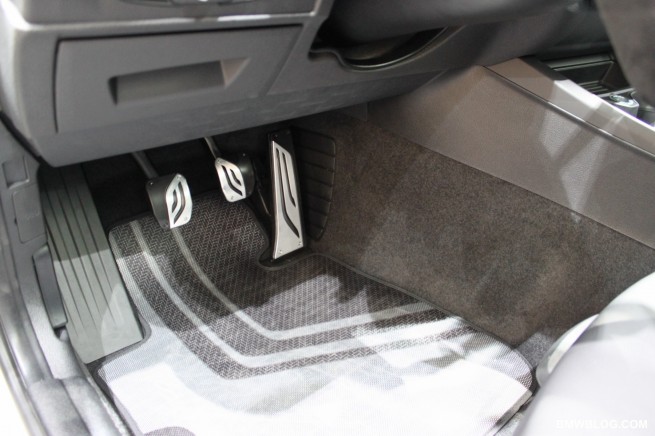 iaa-2011-bmw-performance-study-11