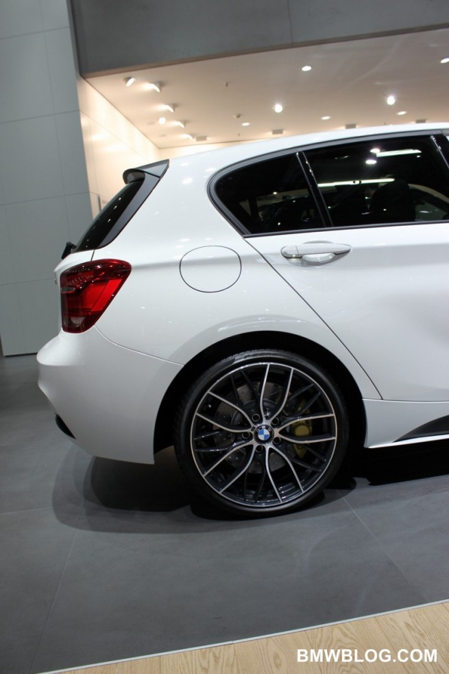 iaa-2011-bmw-performance-study-39