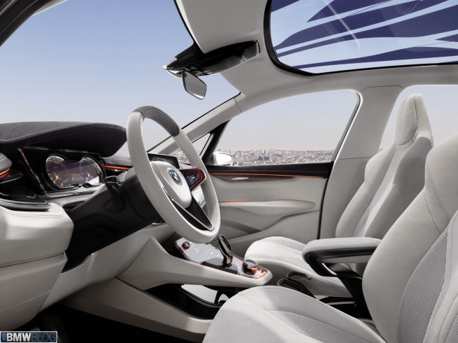 interior-bmw-active-tourer-06