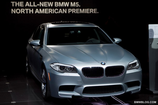 la-auto-show-2011-bmw-m5-frozen-silver-17