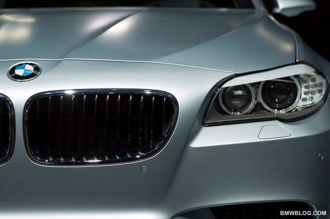 la-auto-show-2011-bmw-m5-frozen-silver-5