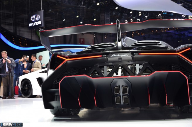 lamborghini-veneno-13