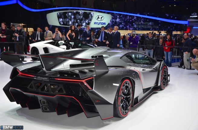lamborghini-veneno-16