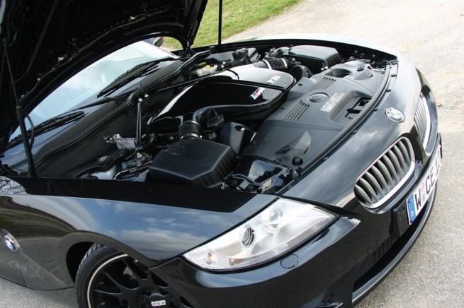 manhart-bmwz-z4m-v10-engine-wide