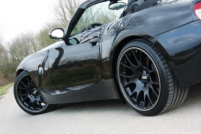 manhart-bmwz-z4m-v10-side-low