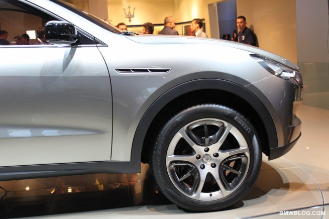maserati-suv-08