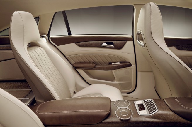 mb-cls-sblarge032