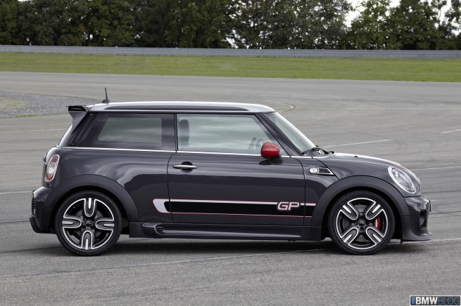 mini-JCW-GP-images-43