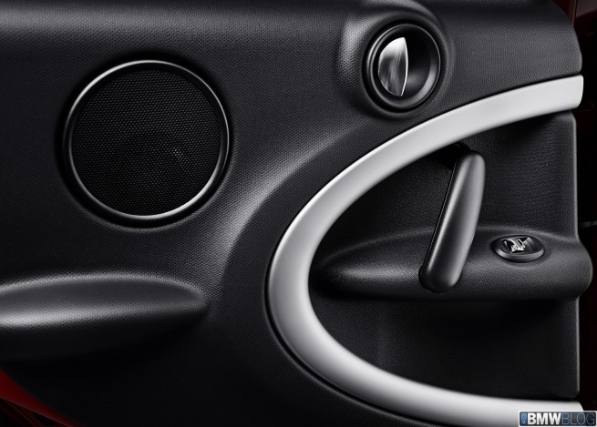 mini-countryman-2012-01