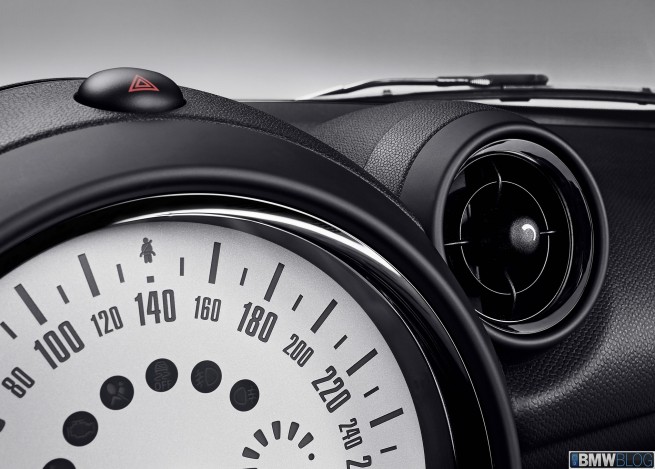 mini-countryman-2012-05