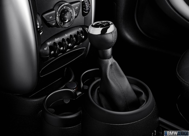 mini-countryman-2012-07