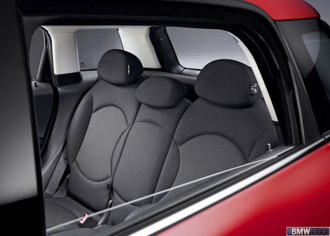 mini-countryman-2012-10