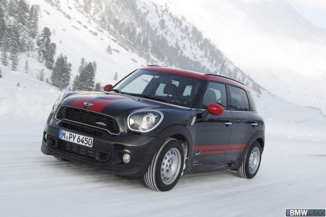 mini-jcw-countryman-06
