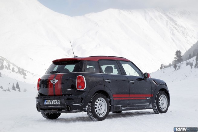 mini-jcw-countryman-10