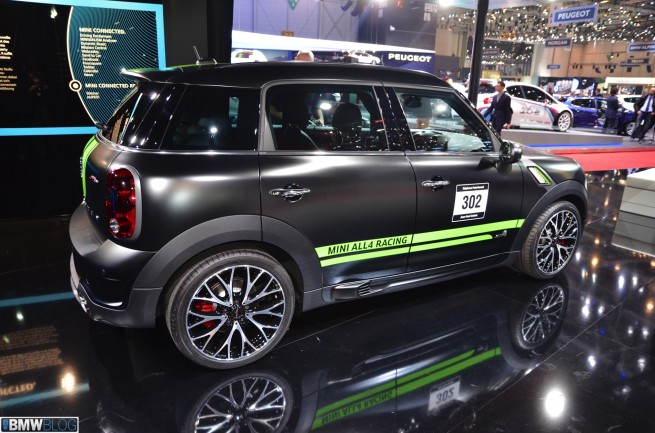 mini-jcw-countryman-dakar-winner-03