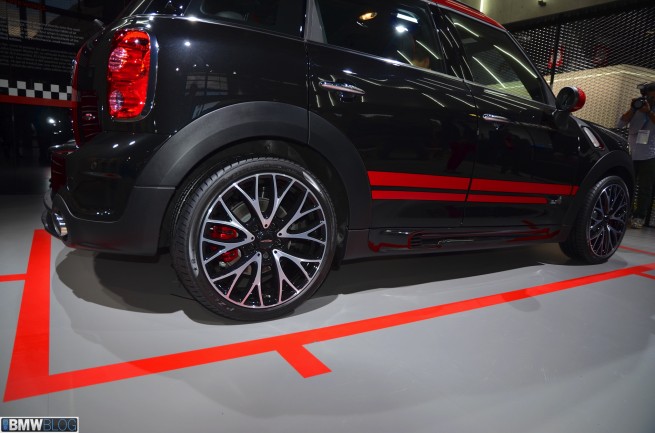 mini-jcw-countryman-gp-11