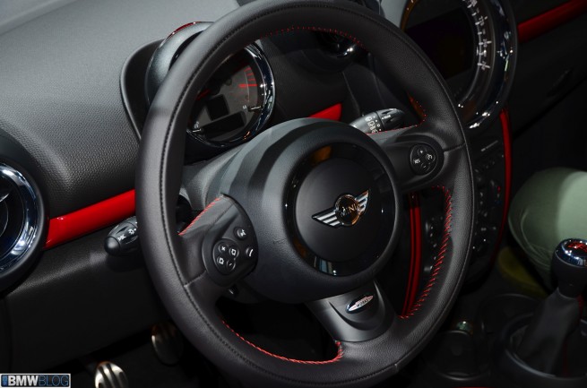 mini-jcw-countryman-gp-16