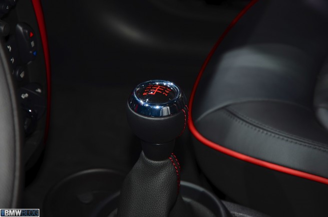 mini-jcw-countryman-gp-21