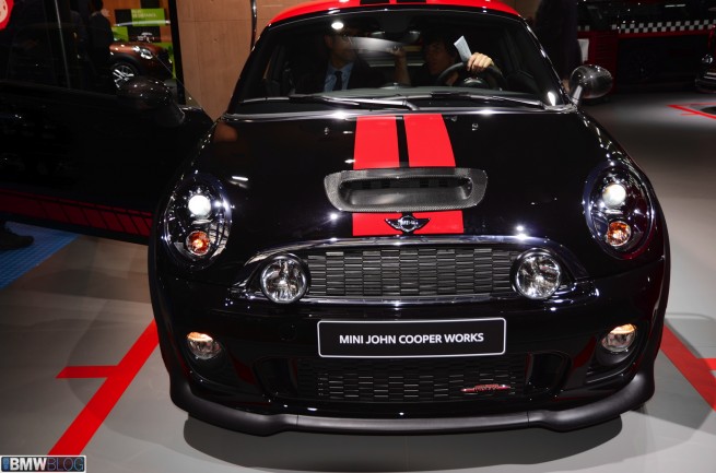 mini-jcw-countryman-gp-26