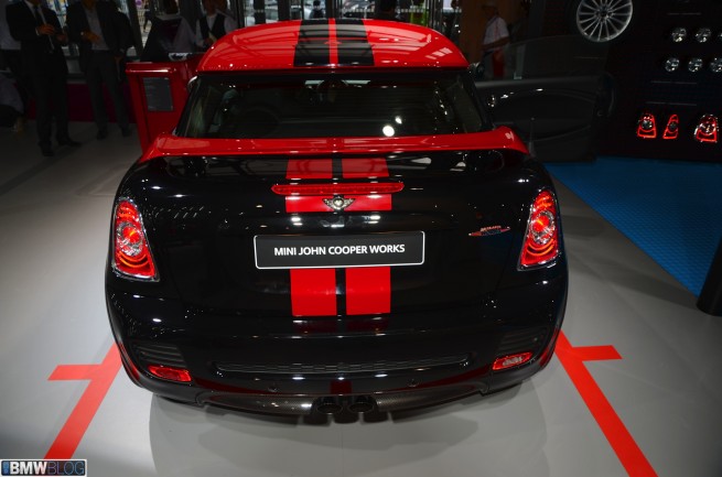 mini-jcw-countryman-gp-28