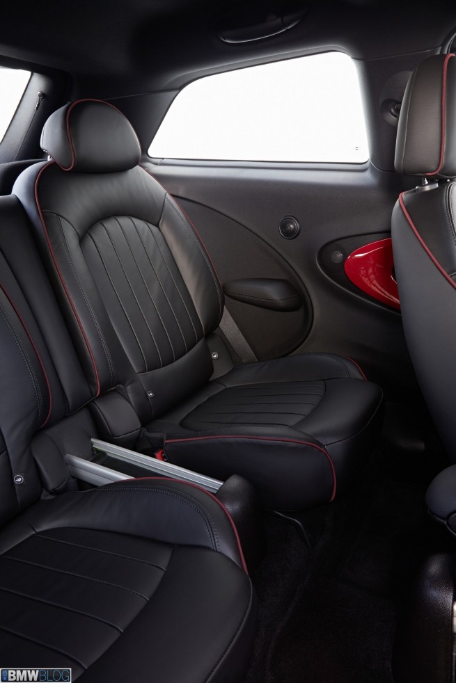 mini-jcw-paceman-130