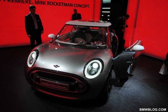 mini-rocketman-16