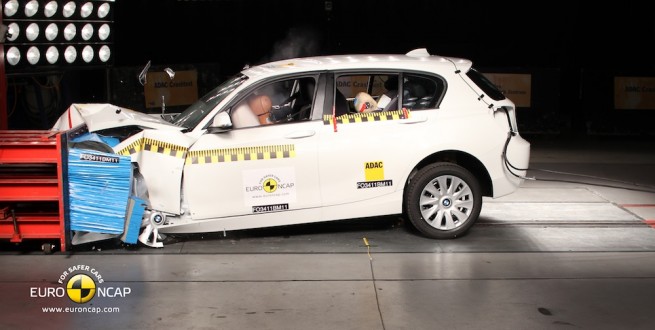 new-1-series-crash-test