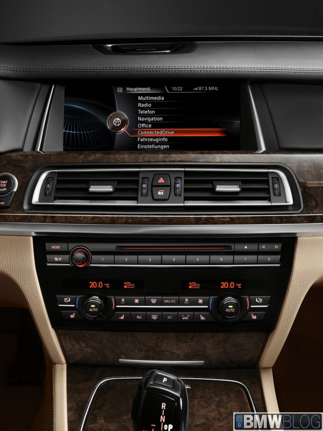 new-bmw-connecteddrive-18