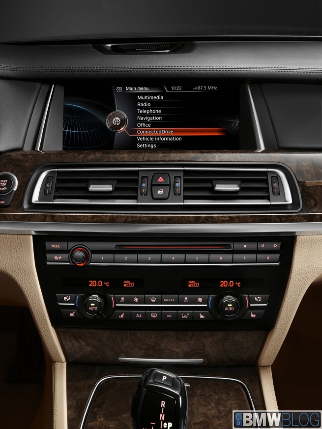 new-bmw-connecteddrive-19