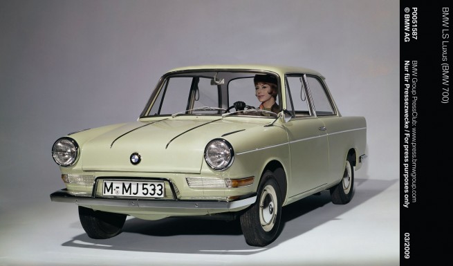 BMW 700 photos 011